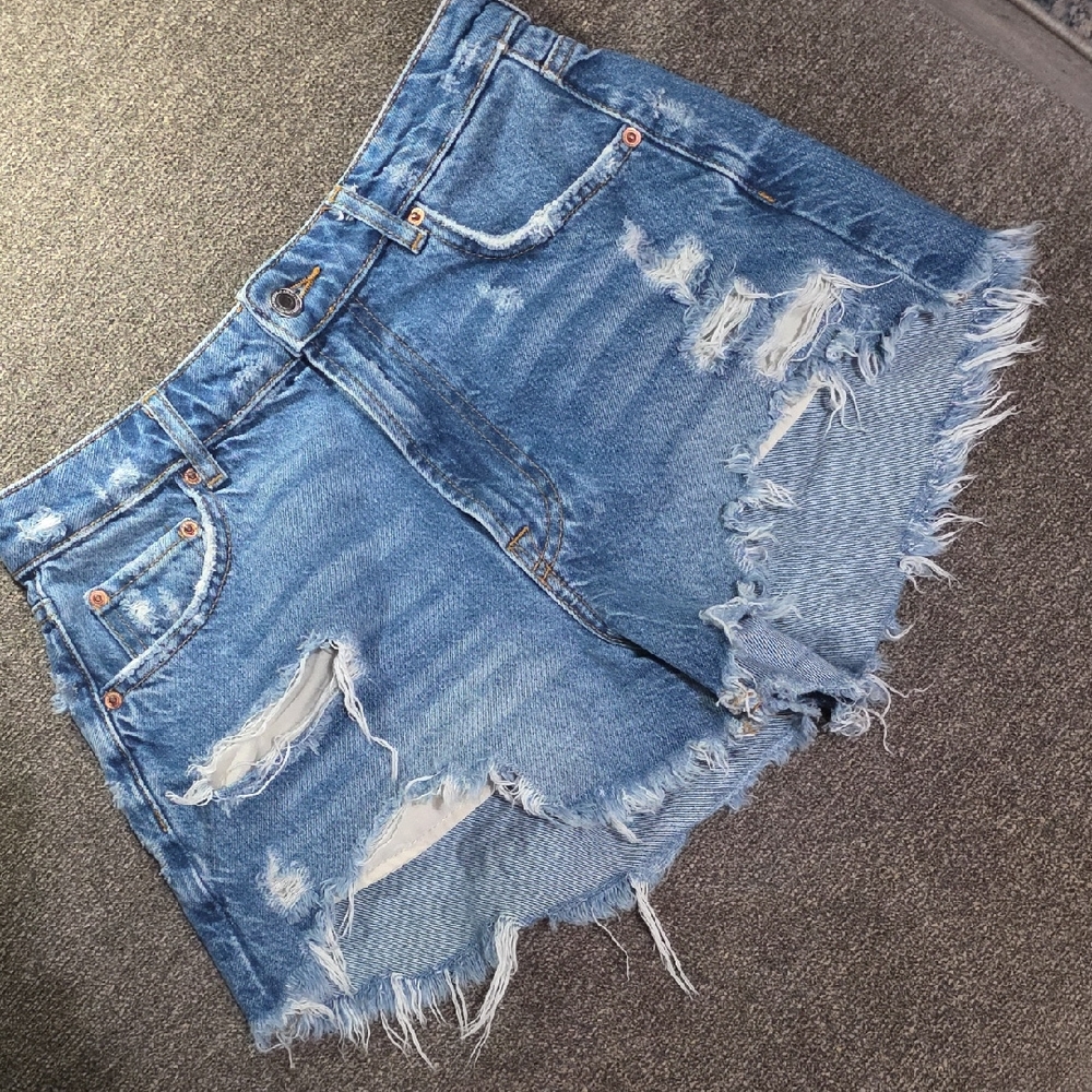 Zara Blue Distressed Jean Shorts The HW Short